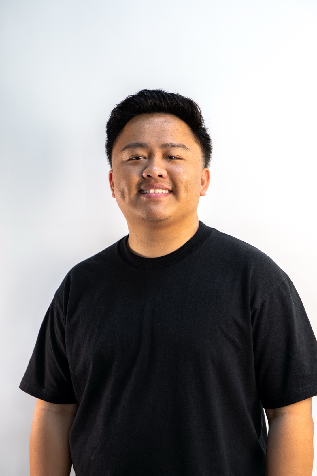 Shaun Moua - Kongo Barbershop barber